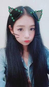 演员小艾琪,璀璨星途，闪耀银幕的璀璨新星