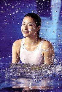 郭晶晶以前生活照,从跳水皇后到幸福人妻，生活照见证蜕变之路